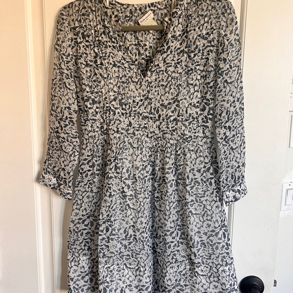 Club Monaco shift Dress